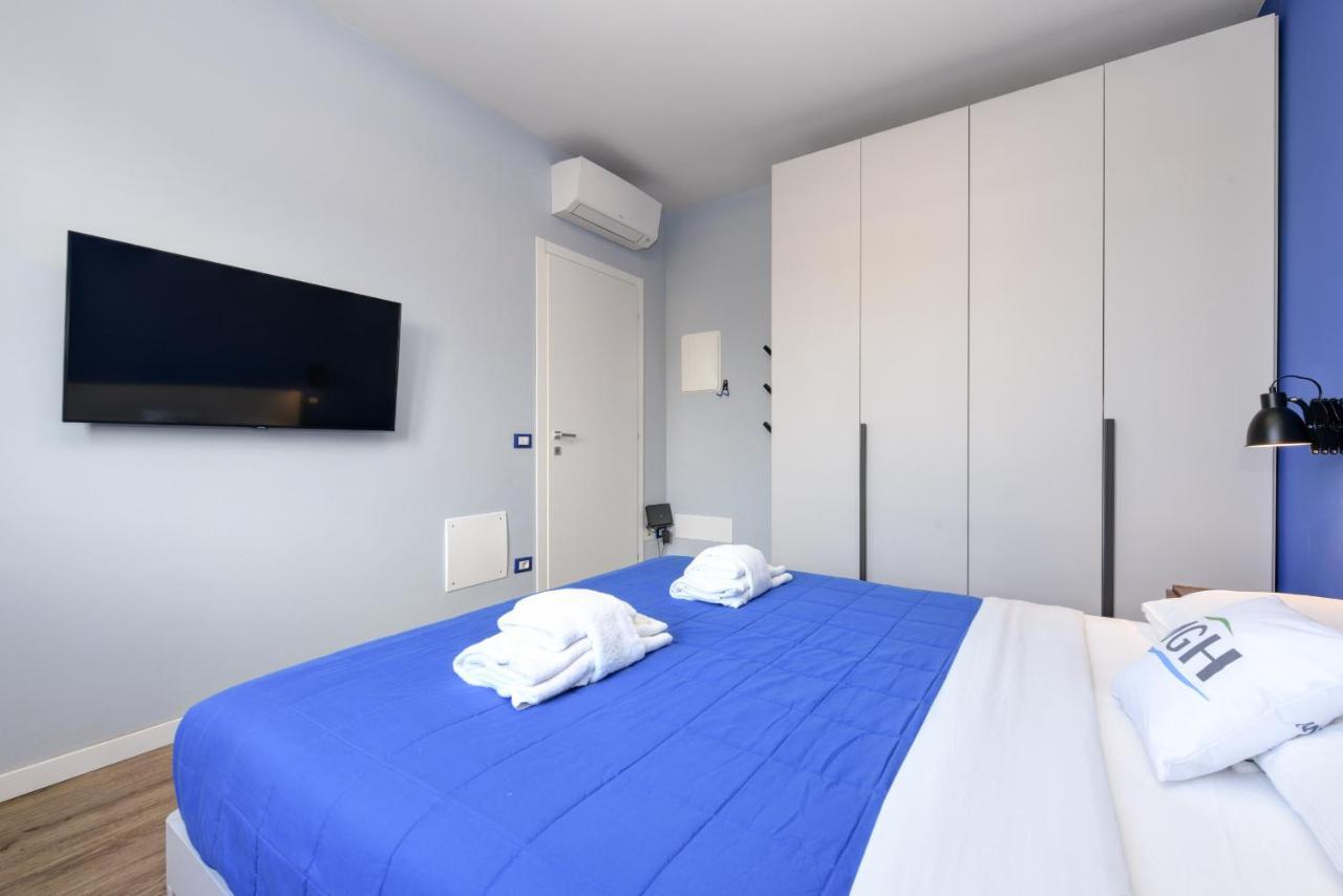 Blue Suite Apartment ซีร์มิโอเน ภายนอก รูปภาพ
