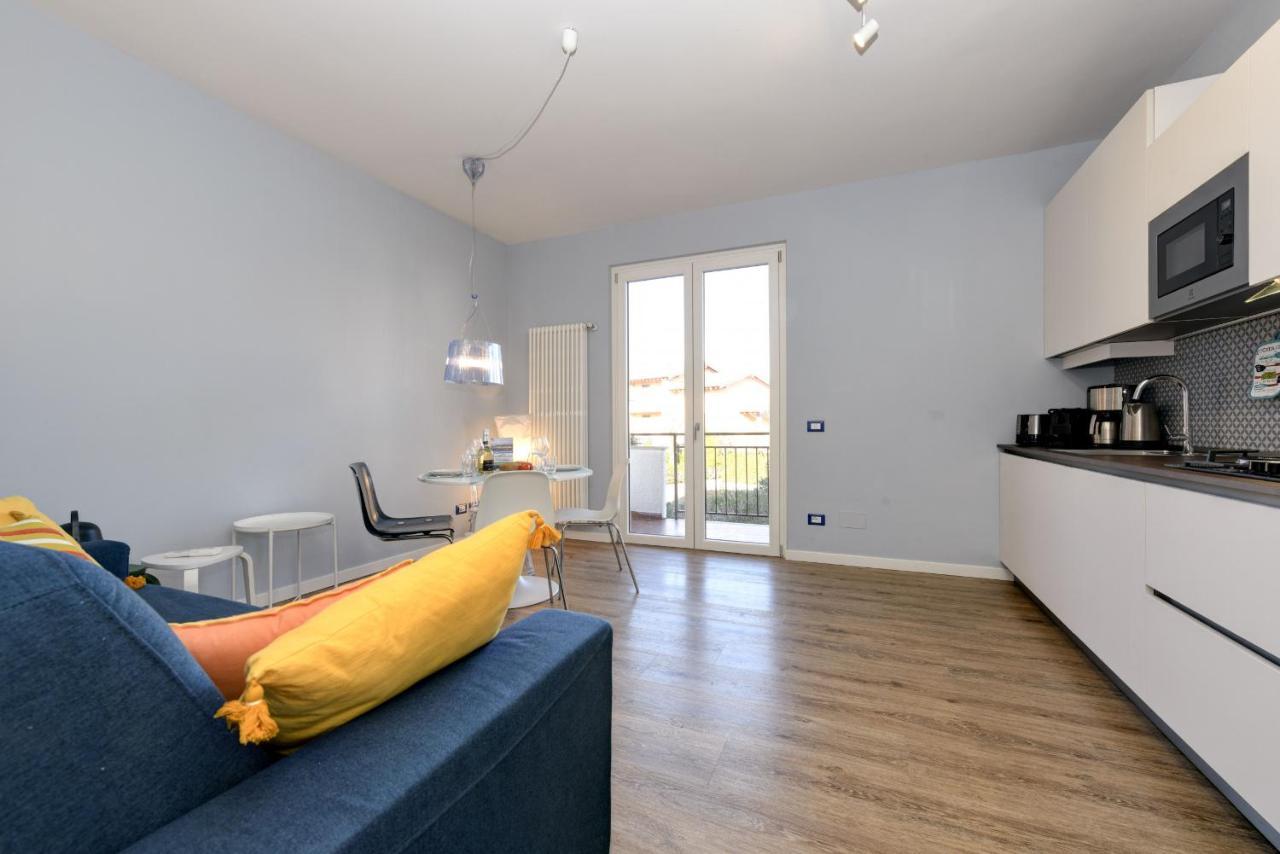 Blue Suite Apartment ซีร์มิโอเน ภายนอก รูปภาพ